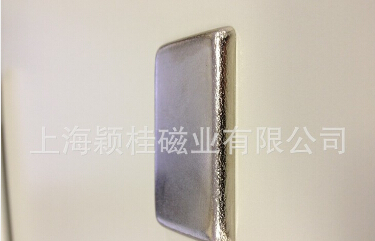 單面磁鐵片本身的結構的原理是什么？